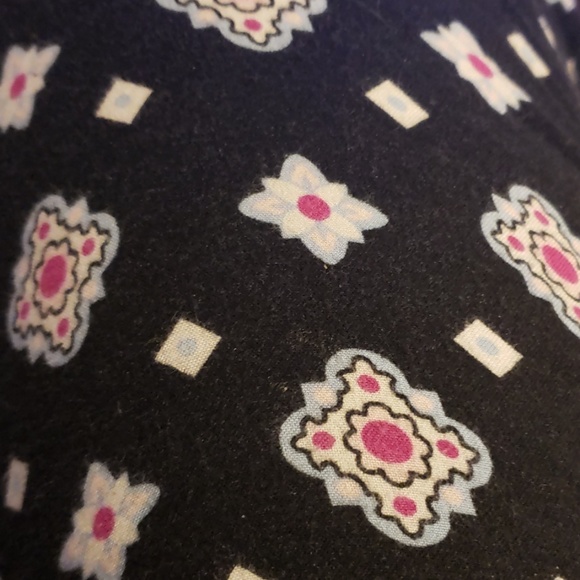 Meet your Posher, Tanya - Picture 1 of 1